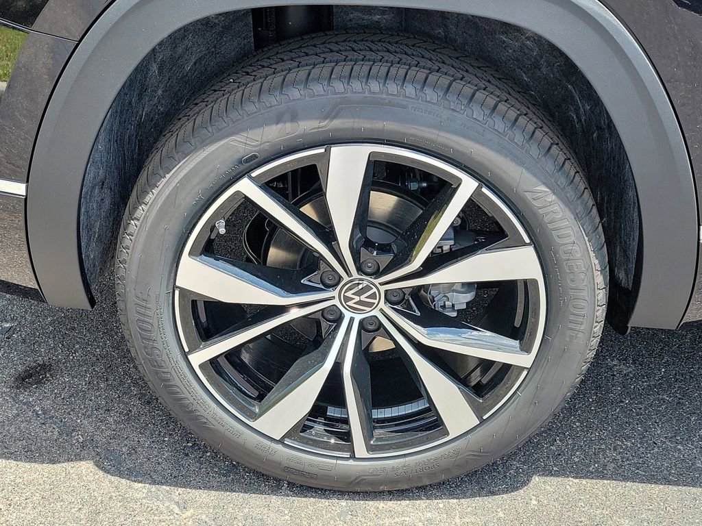 New 2026 Volkswagen Atlas SEL Premium R-Line AWD/4WD image 5