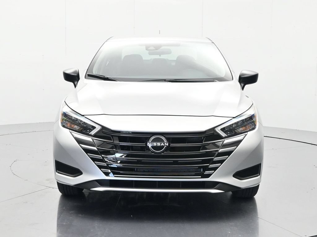 Used 2025 Nissan Versa S FWD image 2