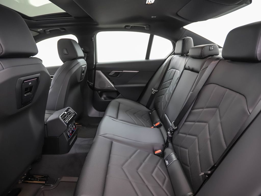 New 2026 BMW 530i xDrive w/ M Sport Package image 22