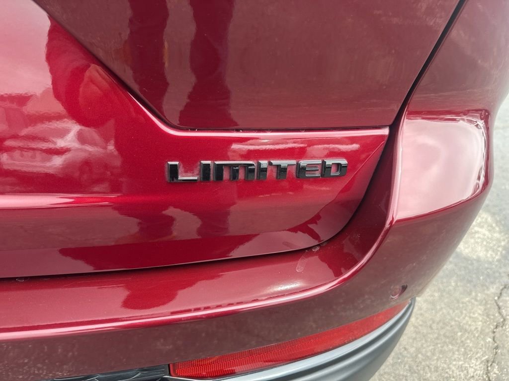 Used 2023 Jeep Grand Cherokee Limited w/ Black Appearance Package image 51