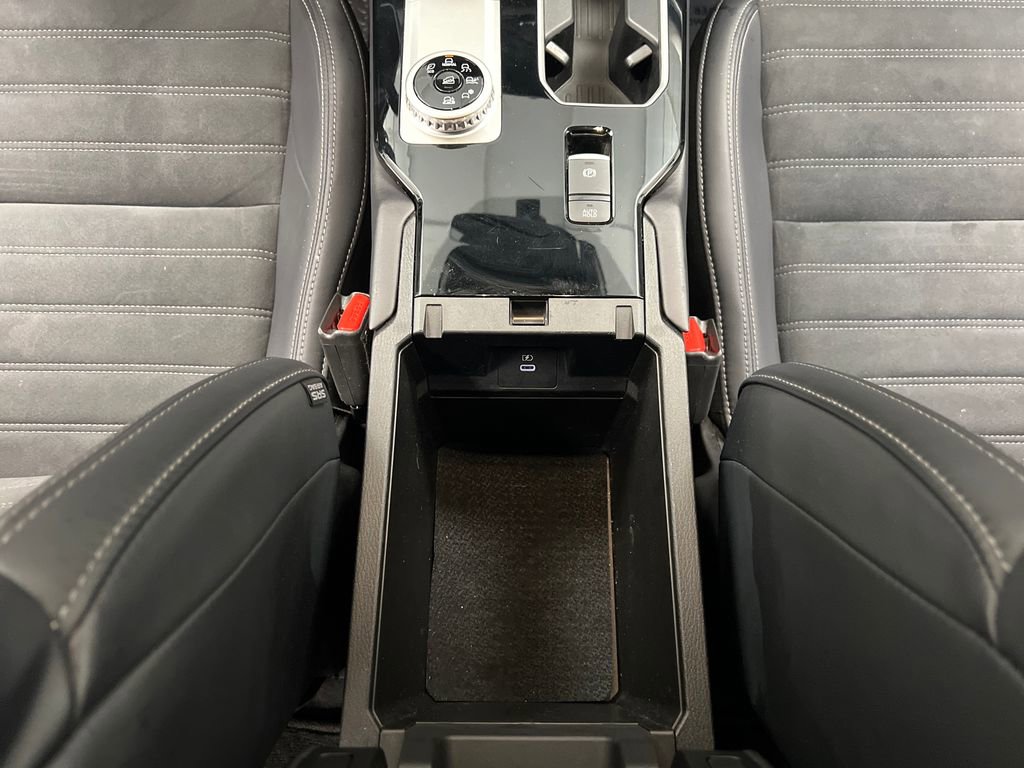 Used 2025 Mitsubishi Outlander SE AWD/4WD image 44