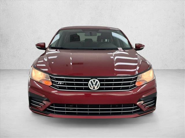 Used 2018 Volkswagen Passat 2.0T S FWD image 2