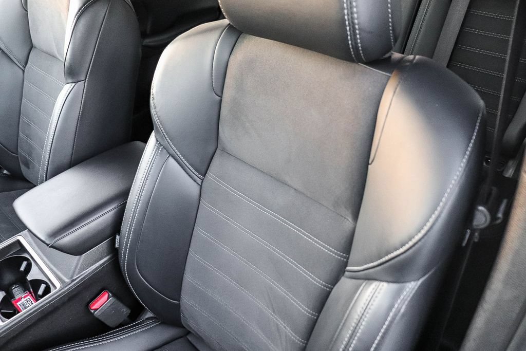 Used 2024 Mitsubishi Outlander SE AWD/4WD image 29