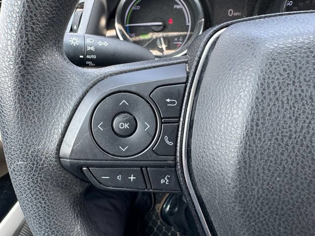 Used 2019 Toyota Camry LE FWD image 19