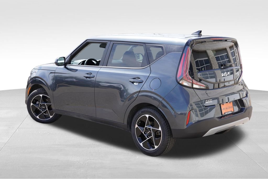 Certified 2023 Kia Soul EX FWD image 7