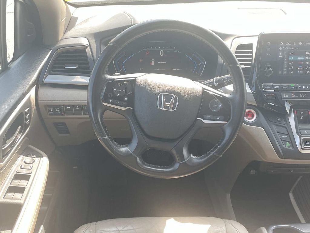 Used 2019 Honda Odyssey EX-L image 16