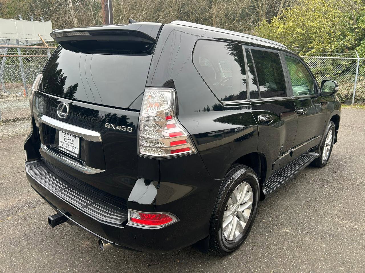 Used 2017 Lexus GX 460 Premium w/ Premium Package AWD/4WD image 5