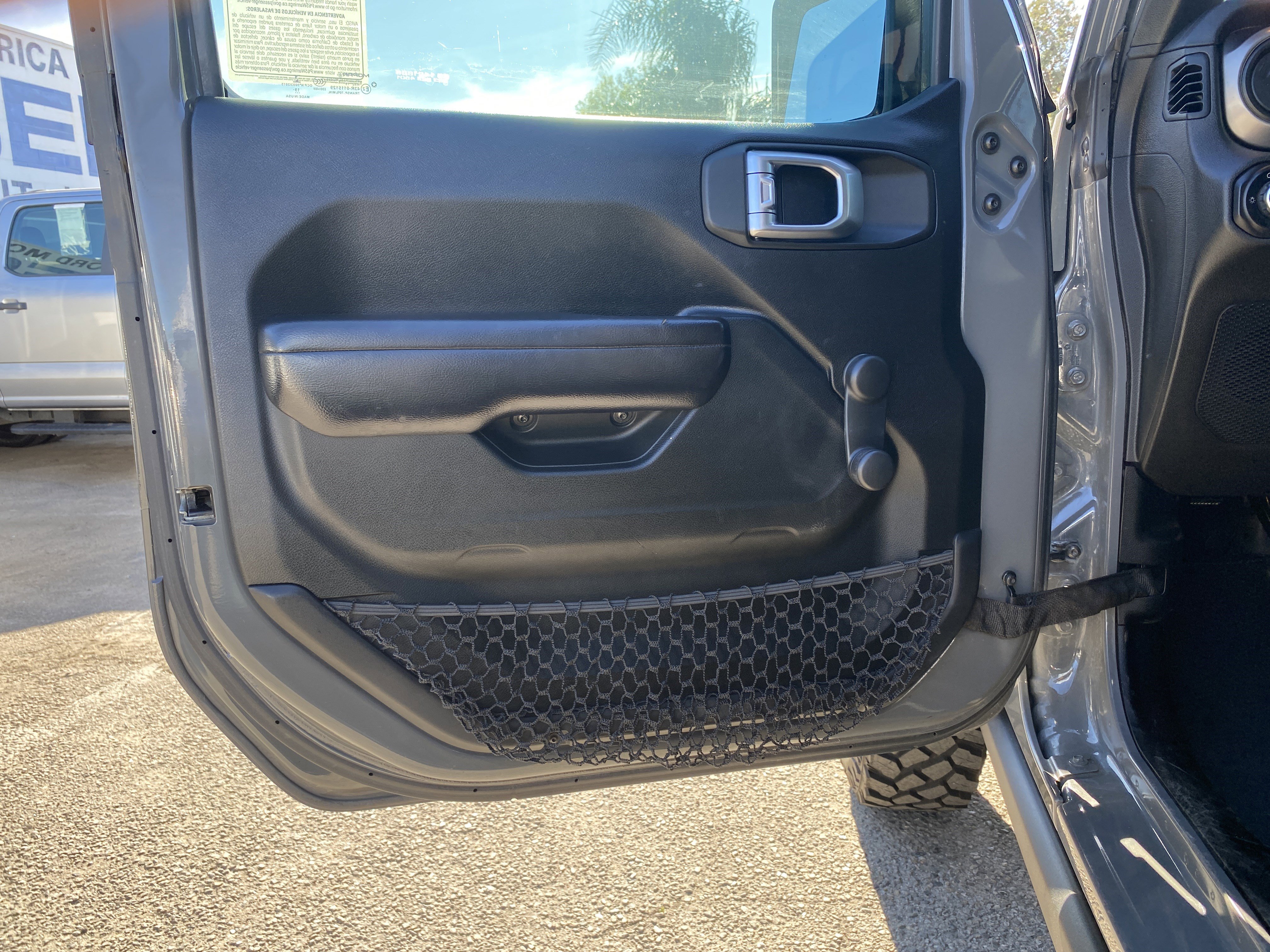 Used 2020 Jeep Wrangler Sport image 18