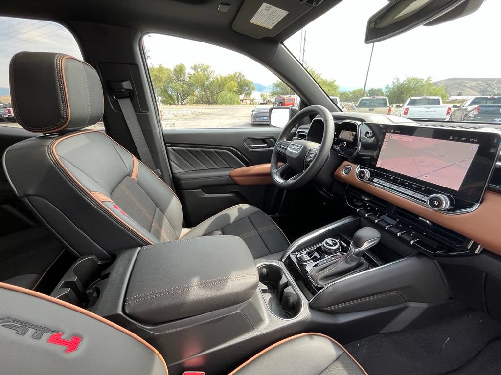 New 2026 GMC Canyon AT4 w/ Technology Plus Package AWD/4WD image 20