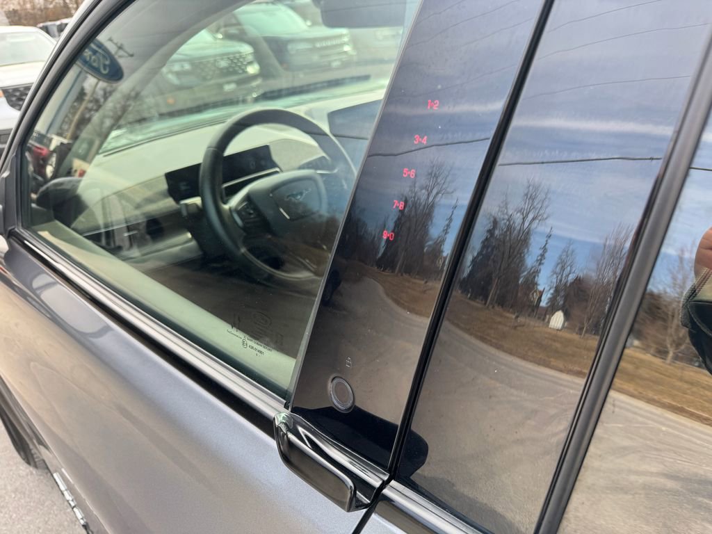 Used 2021 Ford Mustang Mach-E Premium image 12