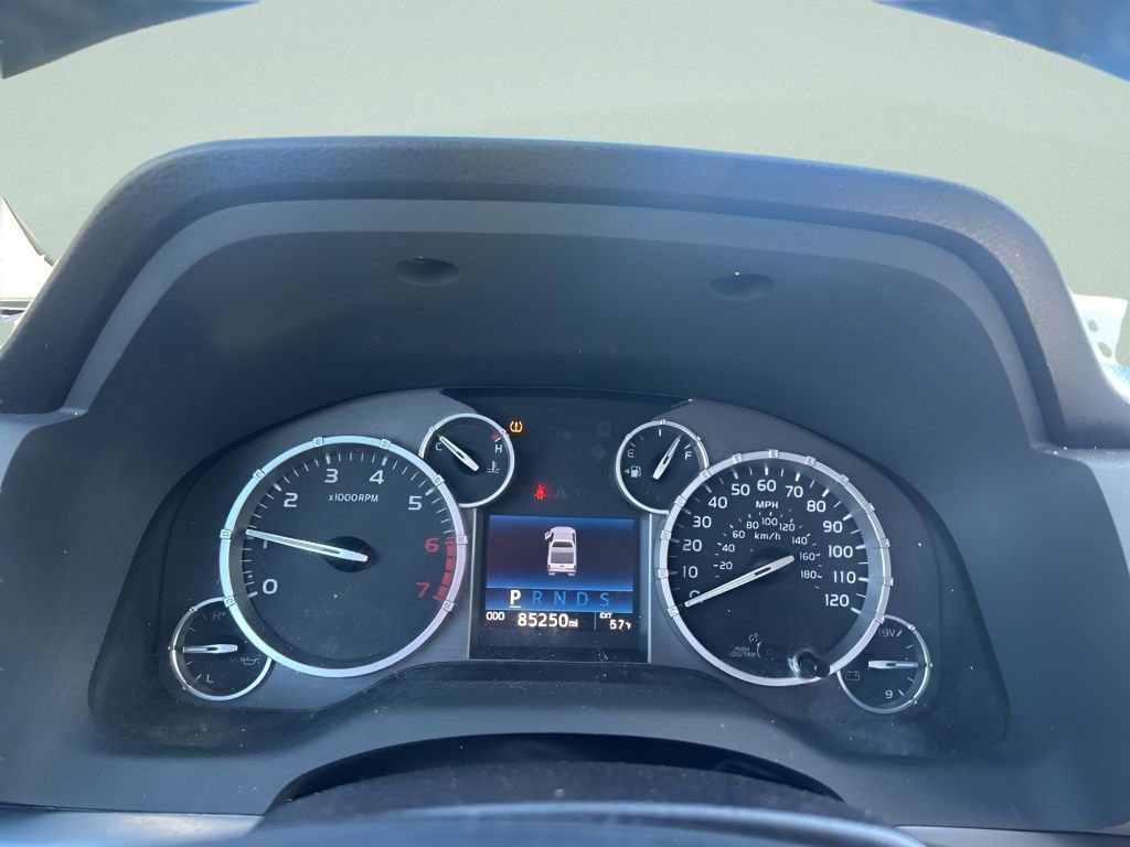 Used 2017 Toyota Tundra Platinum image 24