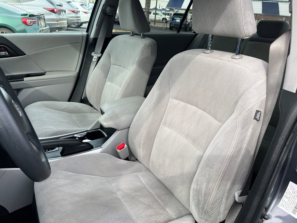 Used 2013 Honda Accord EX image 16