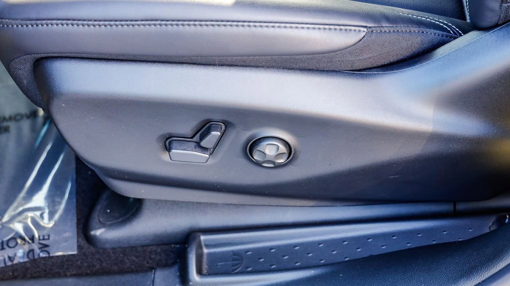 New 2026 Chrysler Pacifica Select image 25