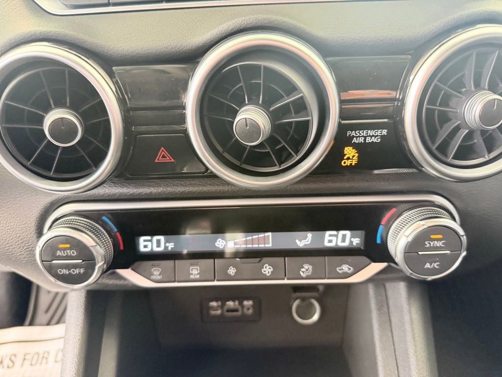 Used 2023 Nissan Sentra SR w/ Midnight Edition Package image 27