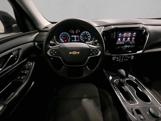 Used 2021 Chevrolet Traverse LS FWD image 7