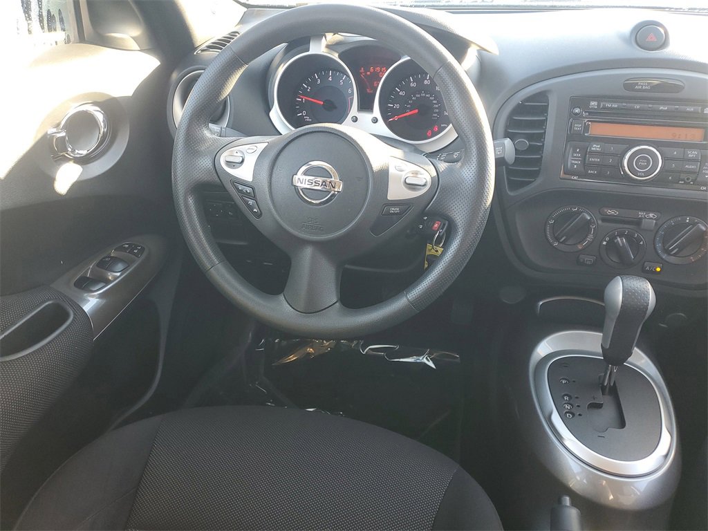 Used 2014 Nissan Juke S image 17