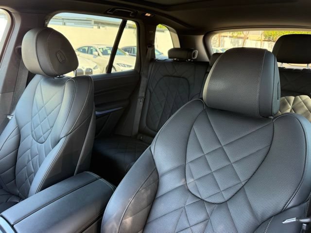 Used 2024 BMW X5 M60i AWD/4WD image 17