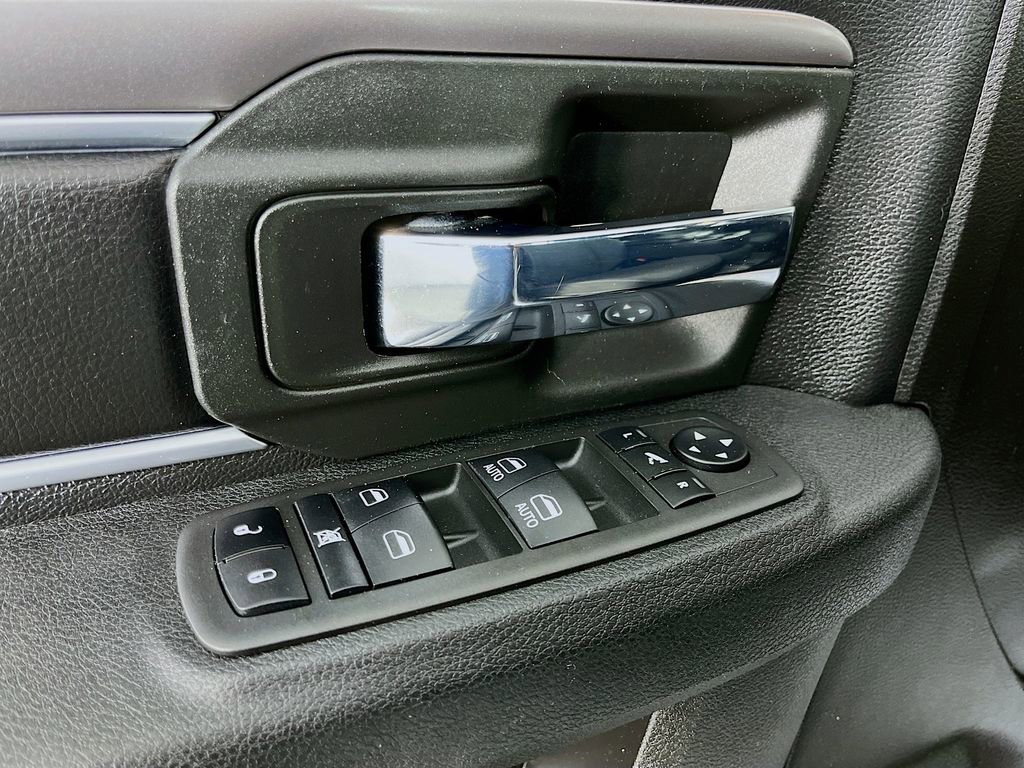 Used 2022 RAM 1500 Classic Warlock AWD/4WD image 24