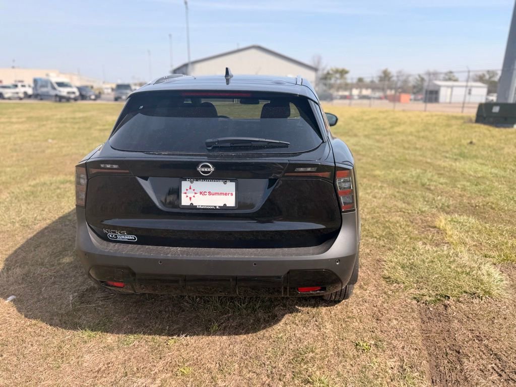 New 2026 Nissan Kicks SV w/ SV Premium Package FWD image 6