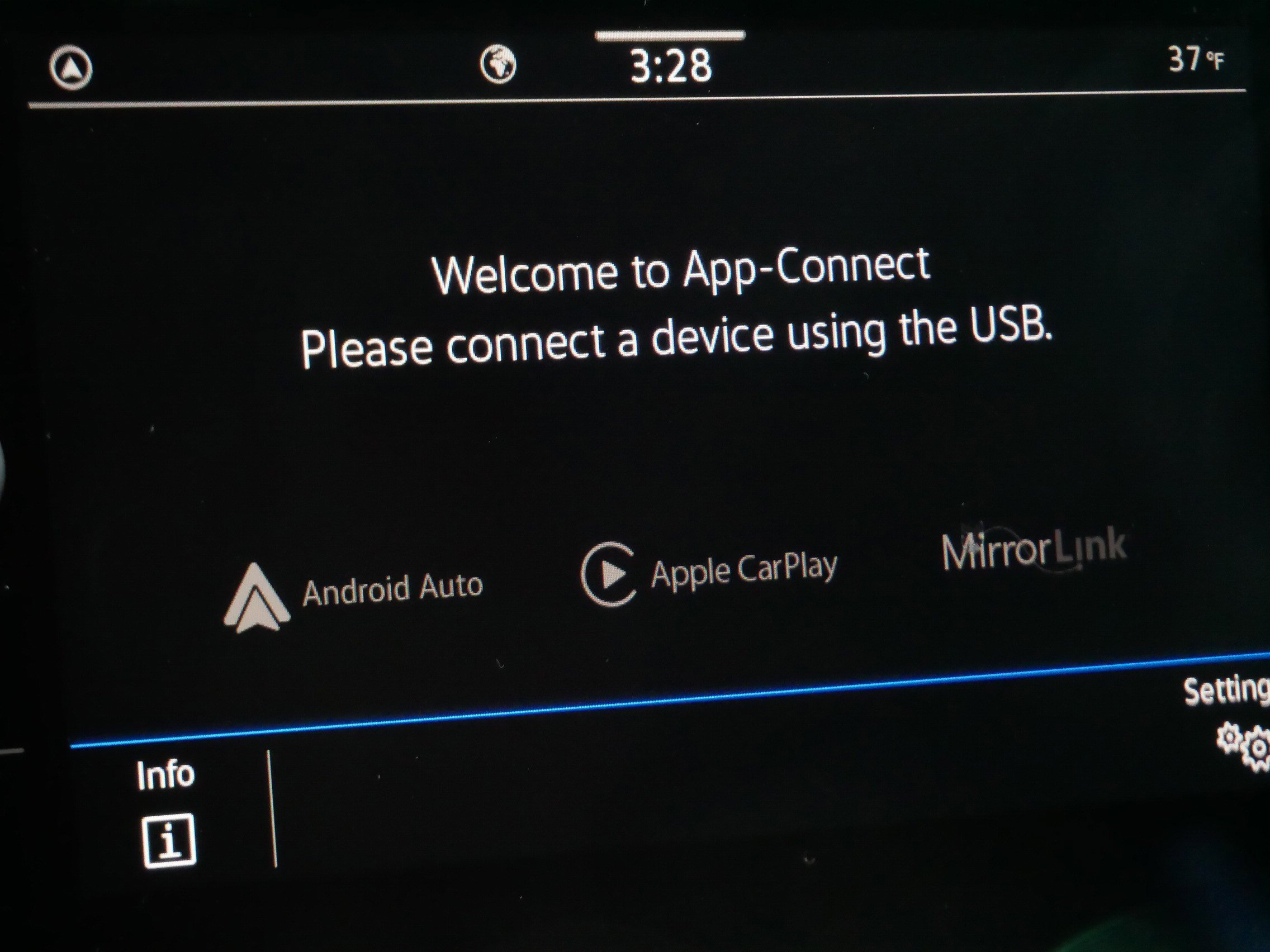 Certified 2023 Volkswagen Tiguan SE image 31