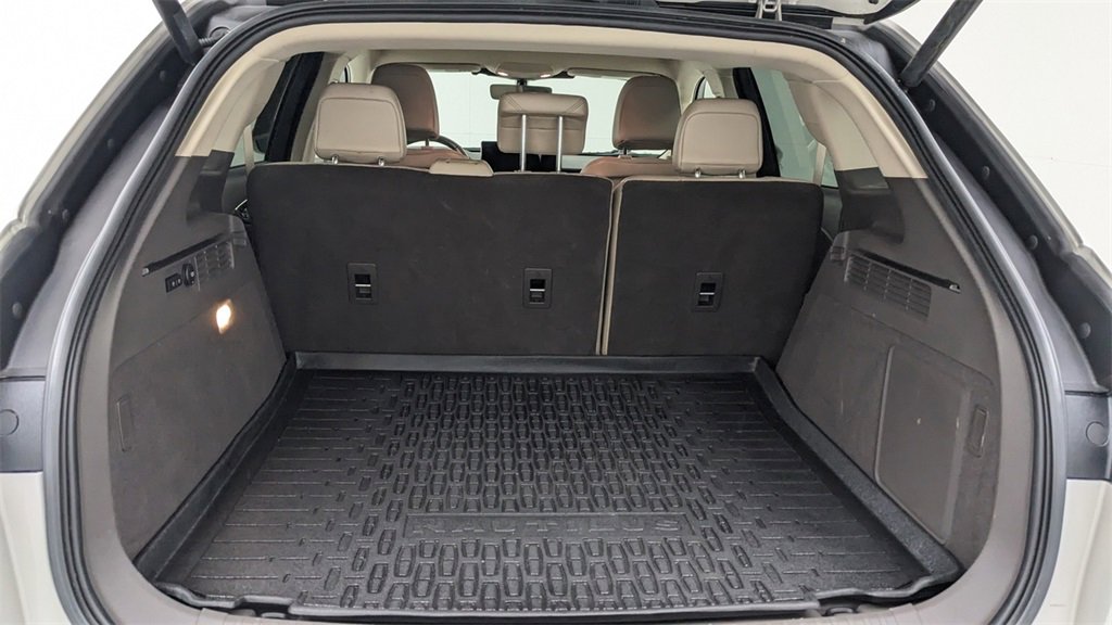 Used 2023 Lincoln Nautilus AWD w/ Premium Package image 7