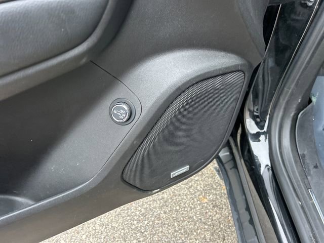 Used 2022 GMC Acadia SLT w/ Elevation Edition image 36