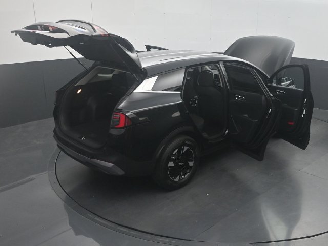 Used 2026 Kia Sportage LX FWD image 48