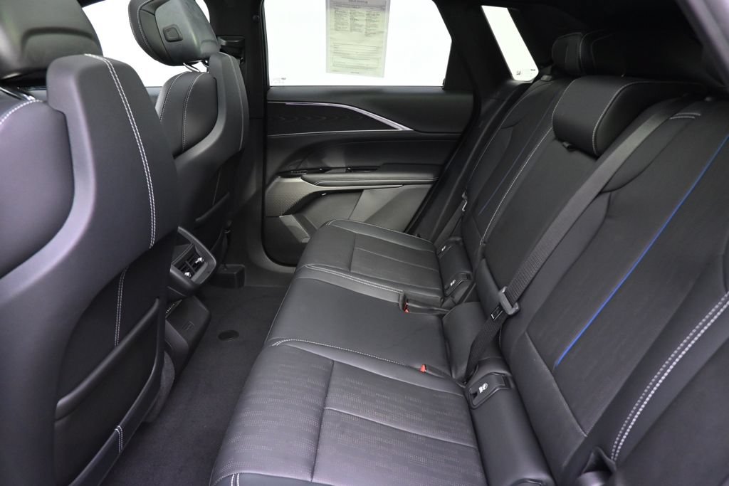 Certified 2024 Cadillac Lyriq Sport AWD/4WD image 21