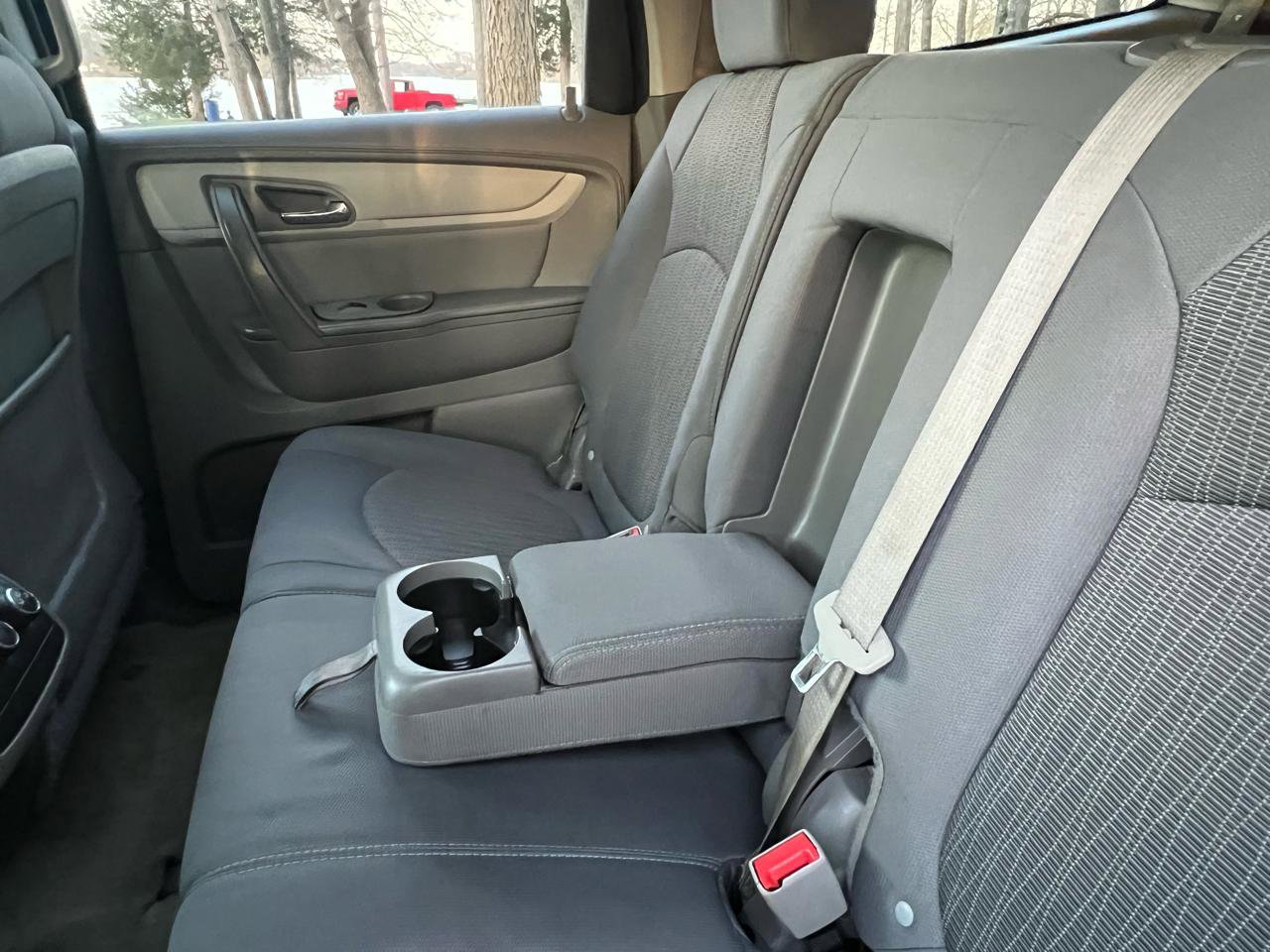 Used 2013 Chevrolet Traverse LS image 37