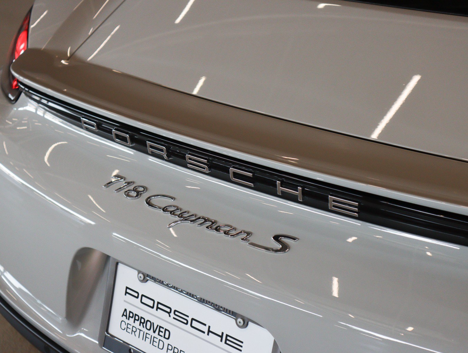 Certified 2024 Porsche 718 Cayman S RWD image 25