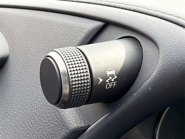 Used 2020 Lexus ES 300h w/ Premium Package image 36