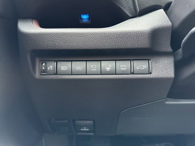 Used 2025 Toyota RAV4 Limited w/ Advanced Technology Package image 22