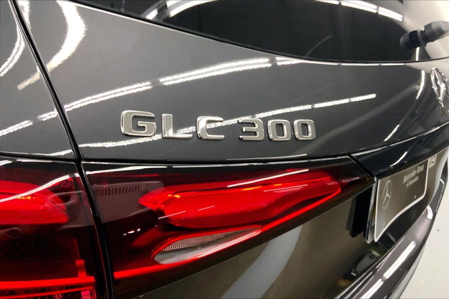 Used 2026 Mercedes-Benz GLC 300 image 14