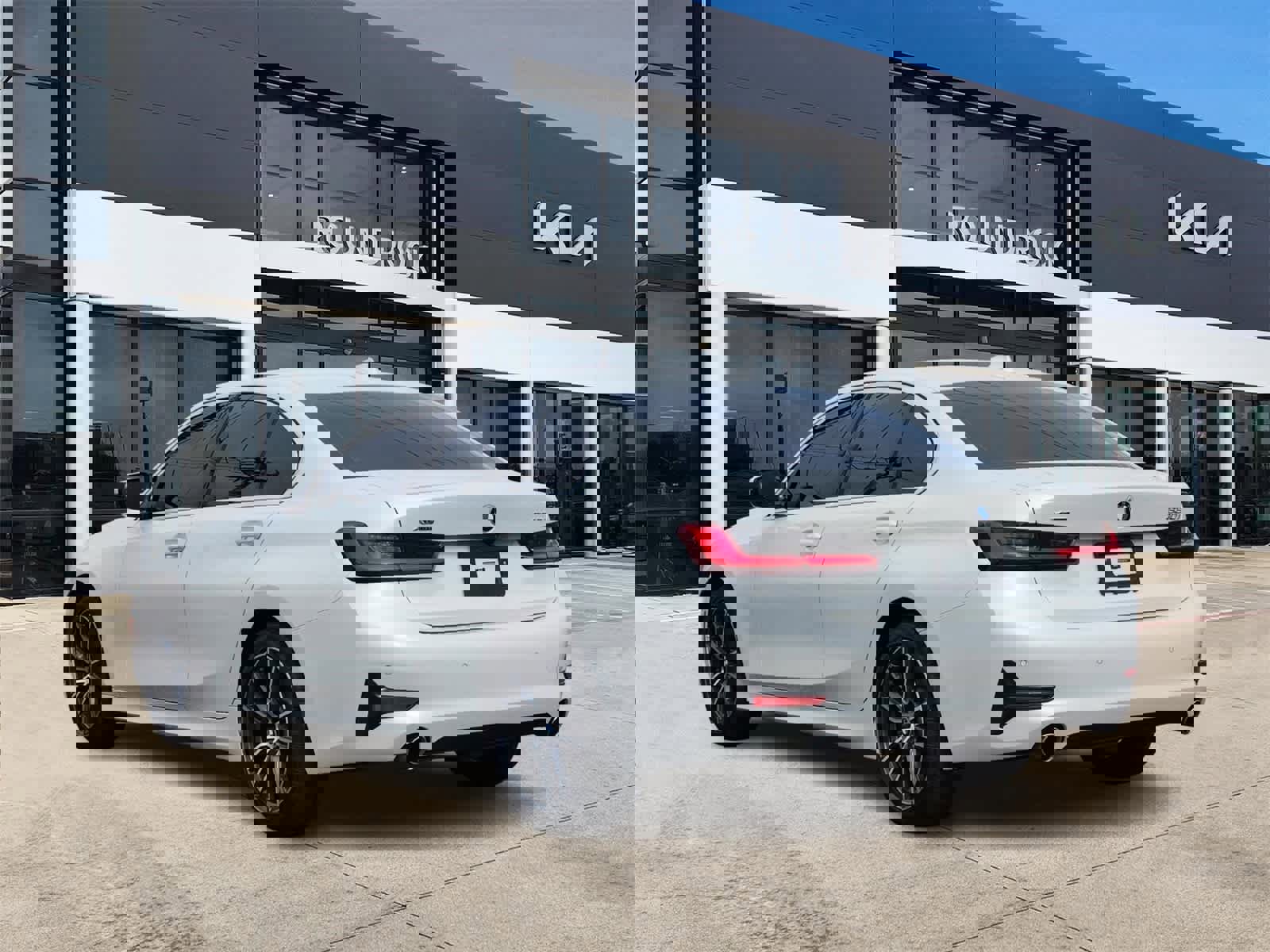 Used 2021 BMW 330i xDrive Sedan image 6