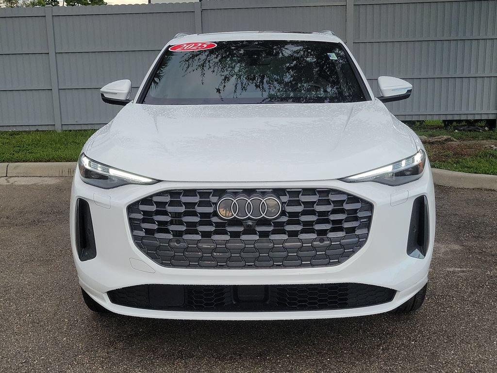 Certified 2025 Audi Q5 Premium Plus w/ Premium Plus AWD/4WD image 9
