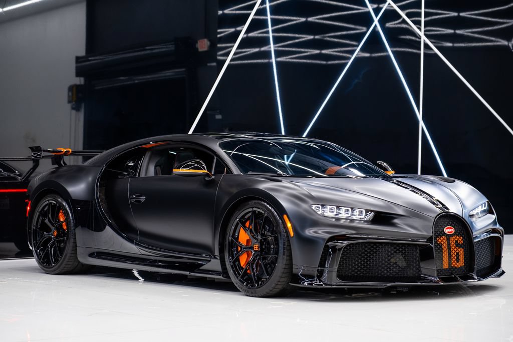 Used 2023 Bugatti Chiron Pur Sport AWD/4WD image 1
