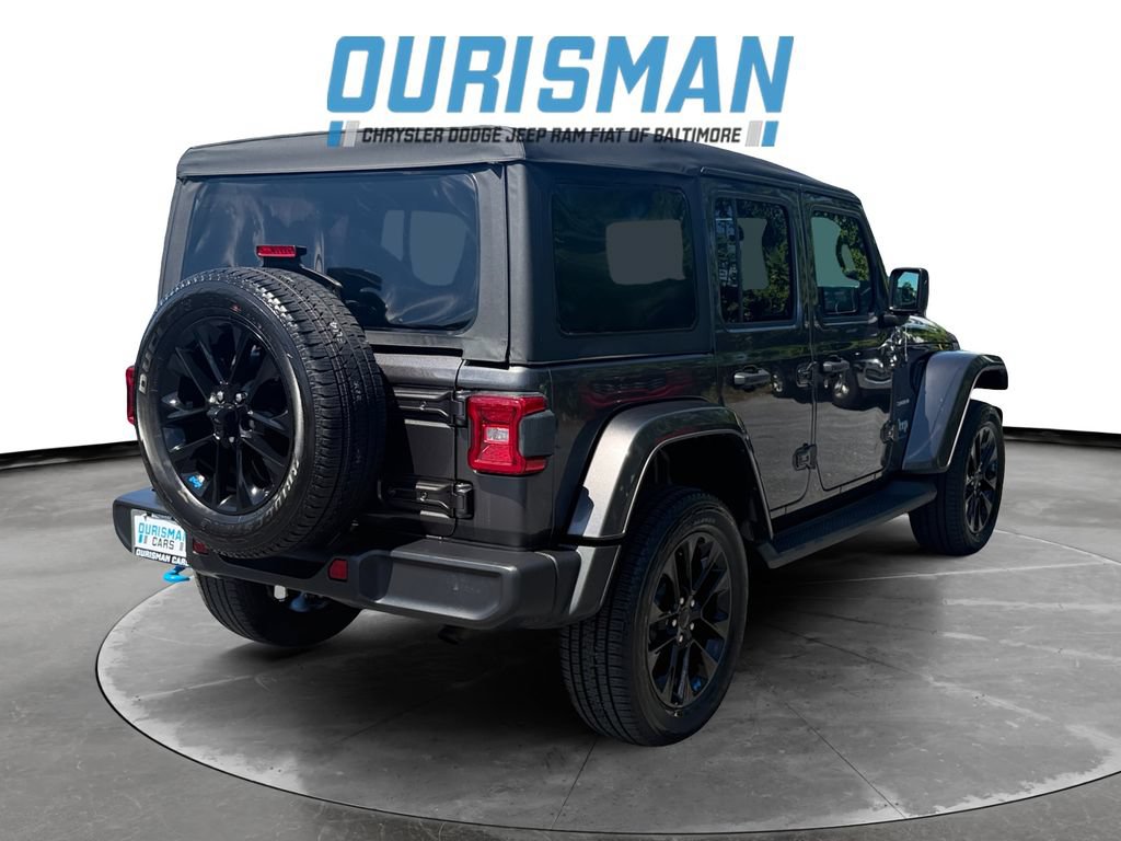 Used 2023 Jeep Wrangler Unlimited Sahara w/ Cold Weather Group AWD/4WD image 6