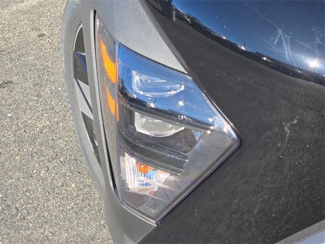 New 2024 Hyundai Kona SEL w/ Convenience Package image 9