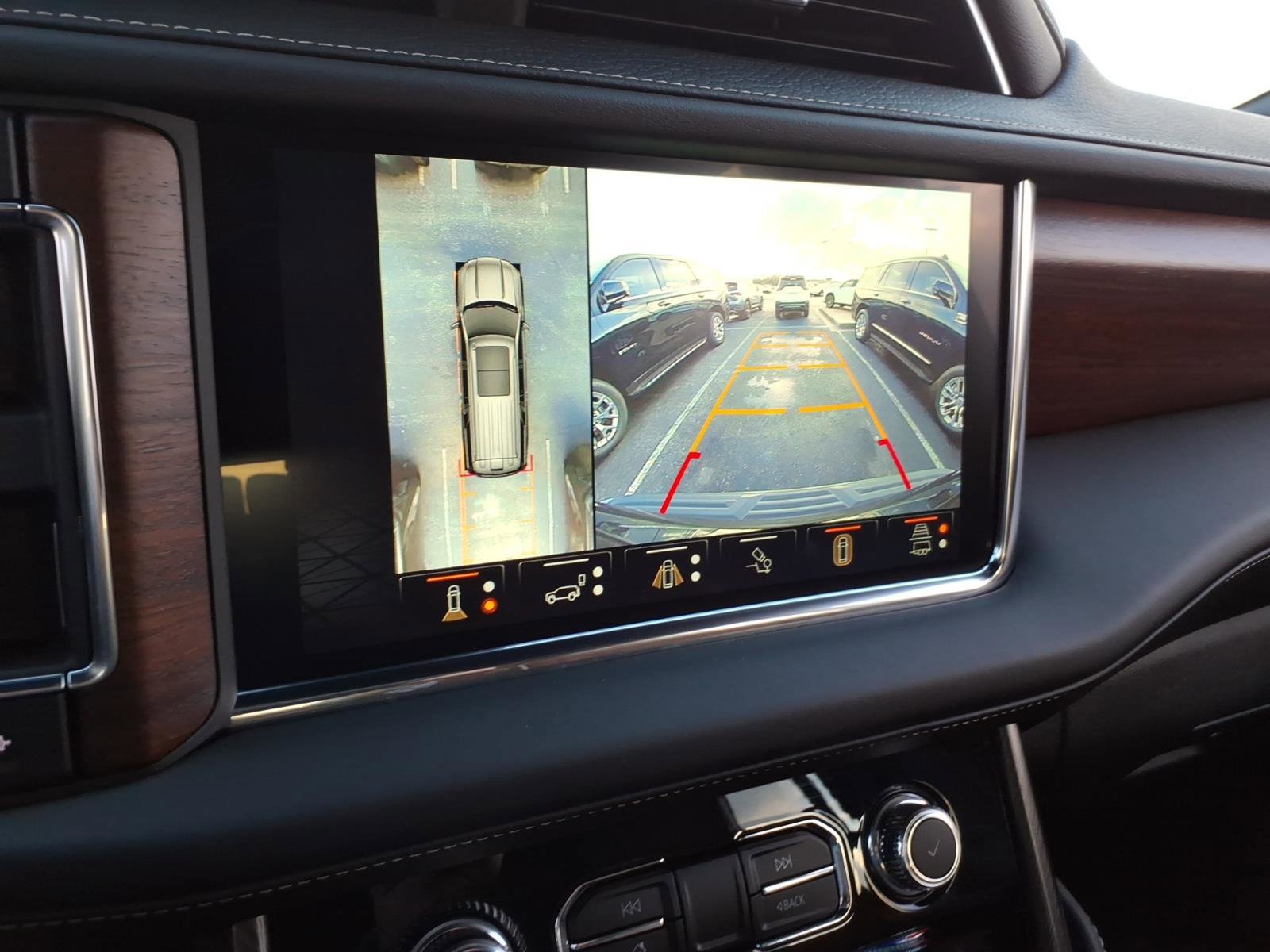 Used 2024 GMC Yukon Denali Ultimate image 21