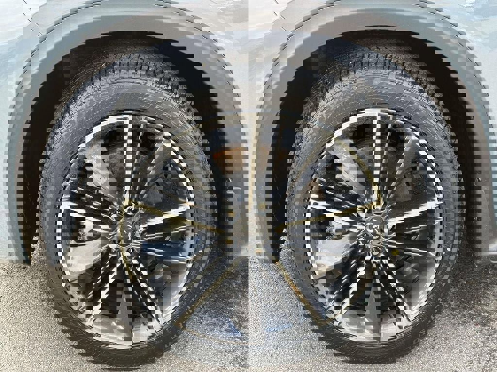 Used 2025 INFINITI QX55 Luxe w/ Cargo Package image 10