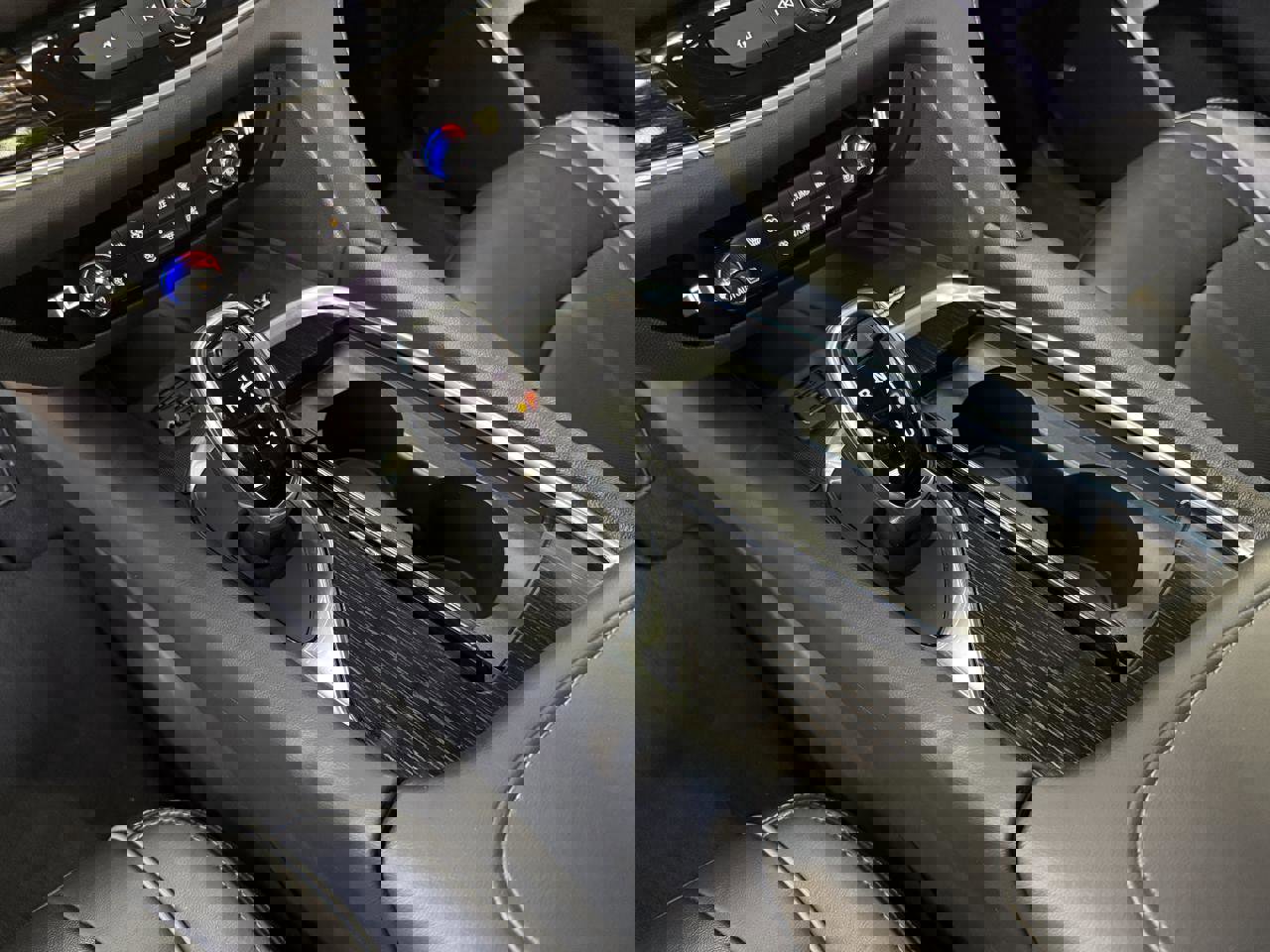 Used 2021 Buick Enclave Avenir w/ Avenir Technology Package image 27