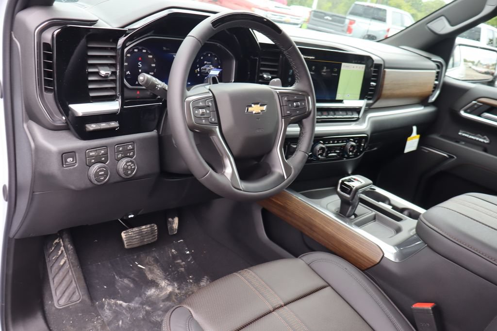 New 2026 Chevrolet Silverado 1500 High Country AWD/4WD image 6