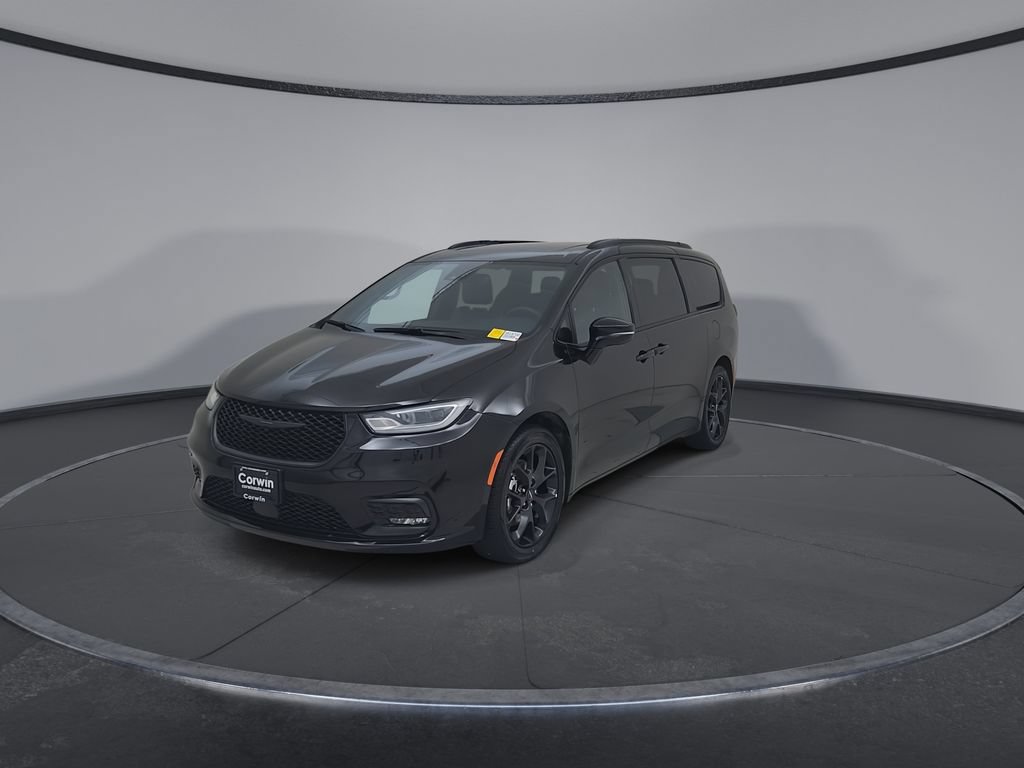 Certified 2025 Chrysler Pacifica Limited FWD image 7