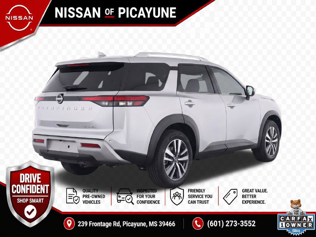 Used 2025 Nissan Pathfinder SL AWD/4WD image 4