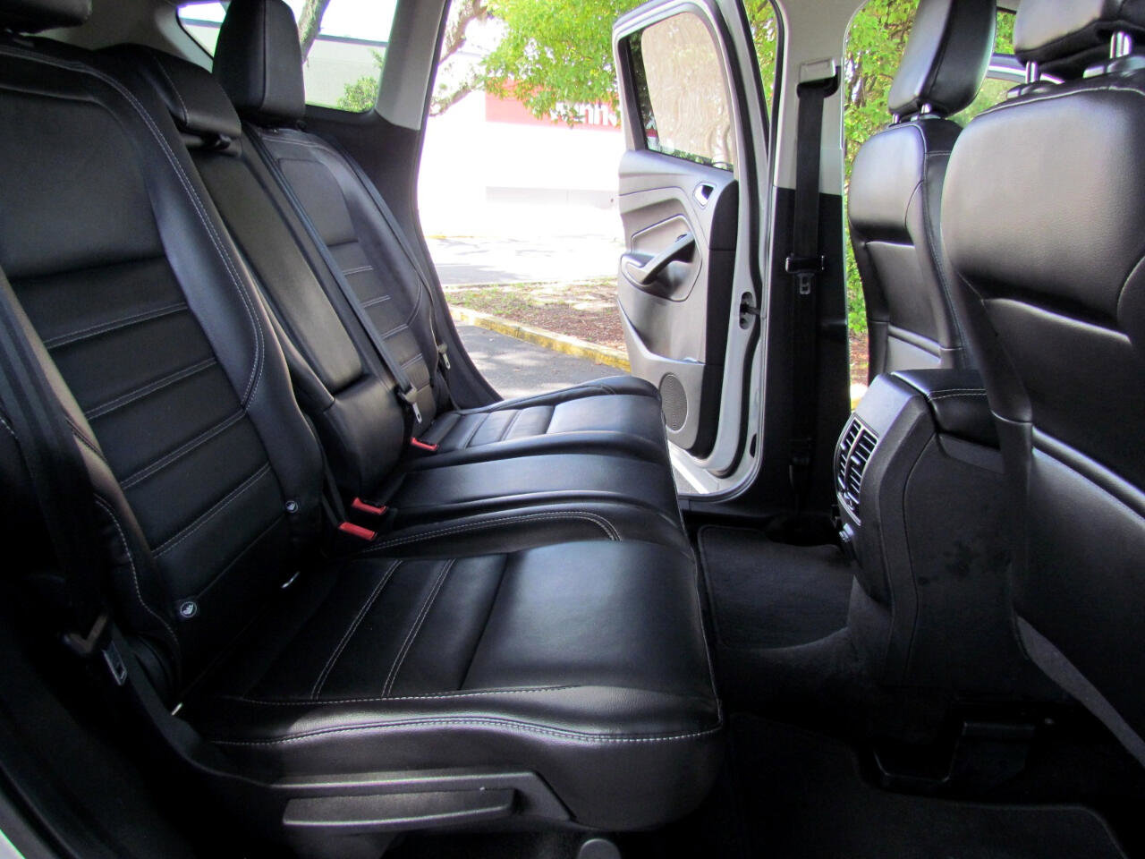 Used 2018 Ford Escape SEL w/ Ford Safe & Smart Package image 22