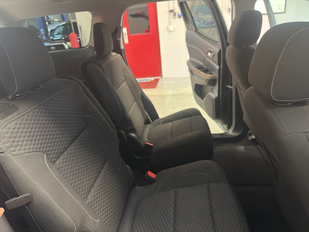 Used 2017 GMC Acadia SLE AWD/4WD image 26