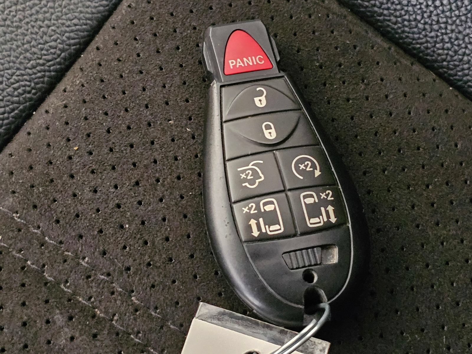 Used 2019 Dodge Grand Caravan SXT FWD image 19