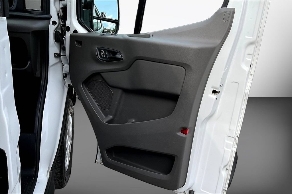 Used 2024 Ford Transit 350 XLT RWD image 25
