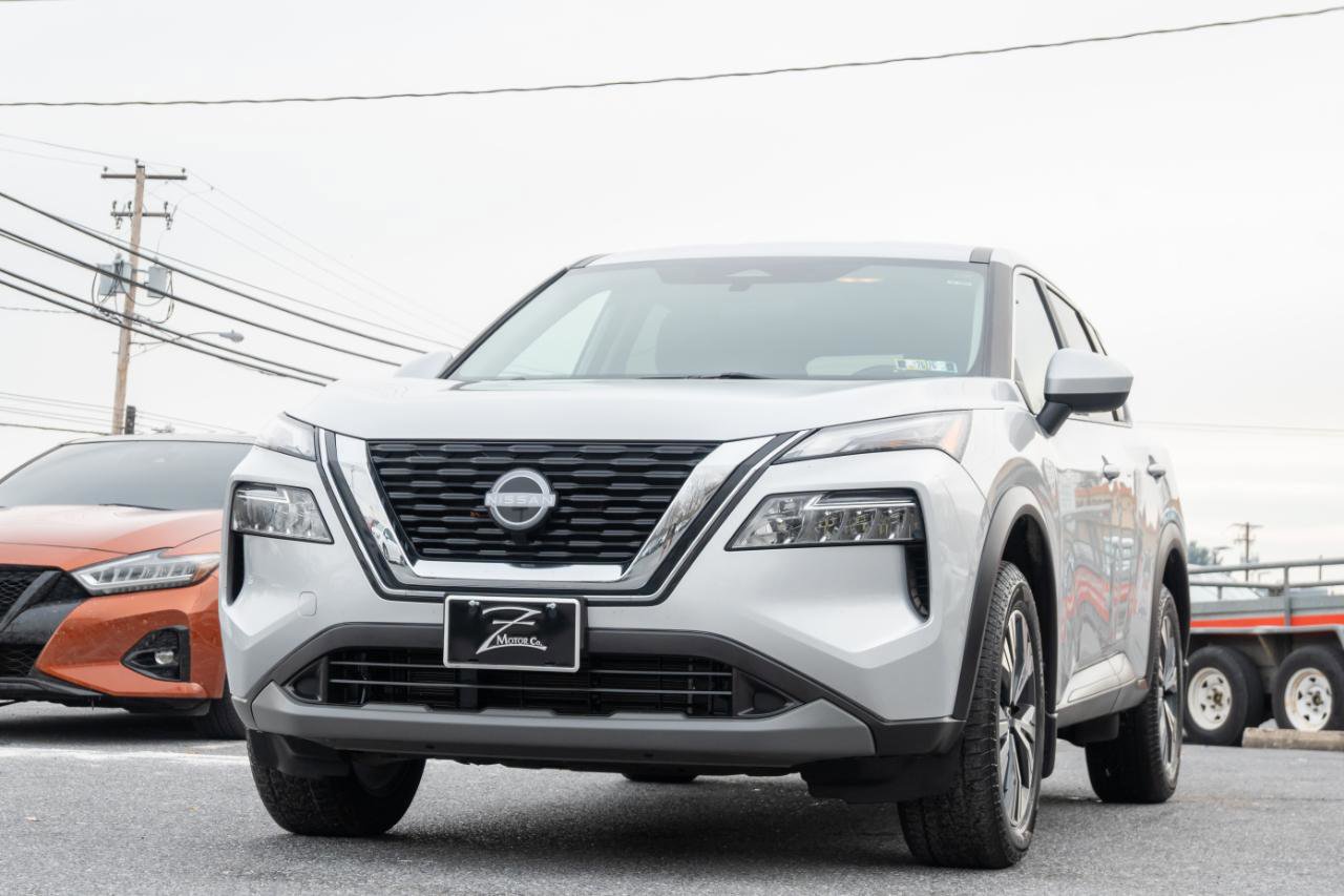 Used 2023 Nissan Rogue SV image 7