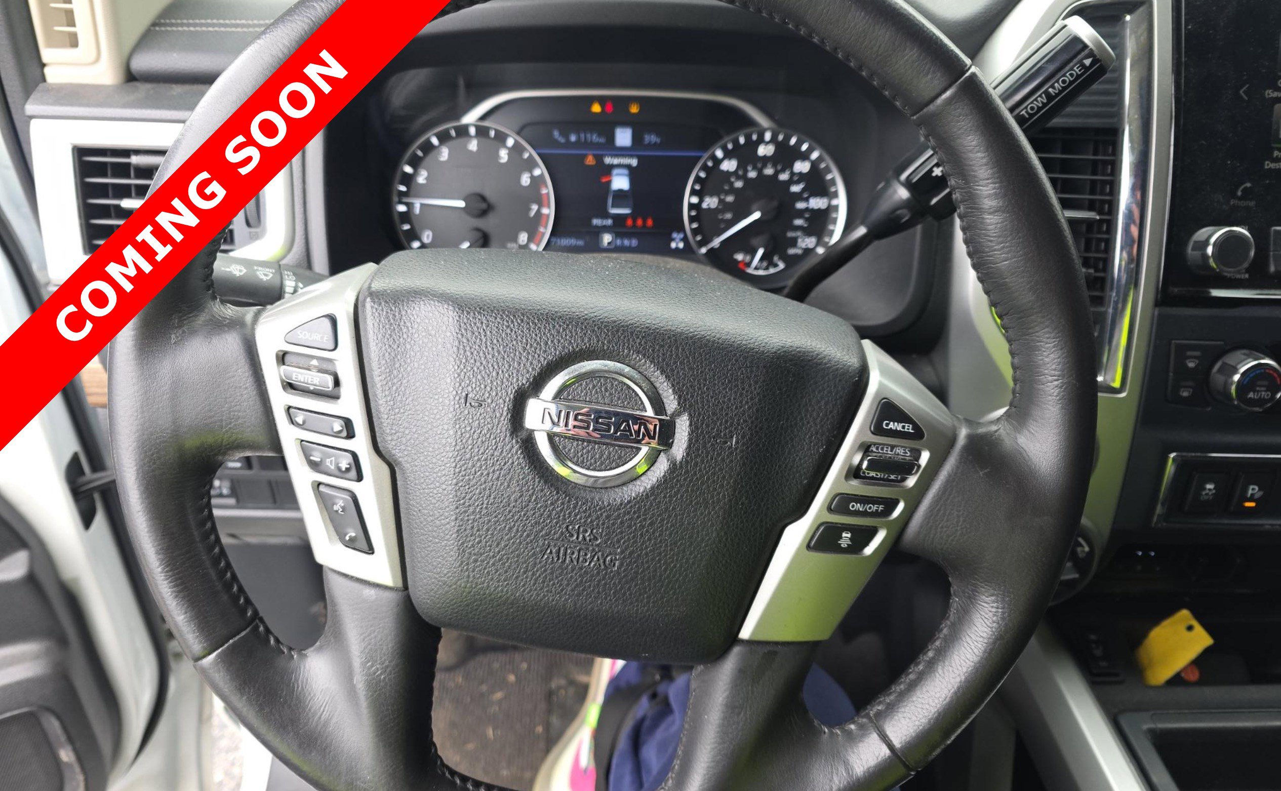 Used 2021 Nissan Titan SL w/ Moonroof Package AWD/4WD image 5